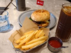 -必胜客(济微路店)