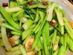 -那家老院子东北菜·饺子·小鸡炖蘑菇(艳华街店)