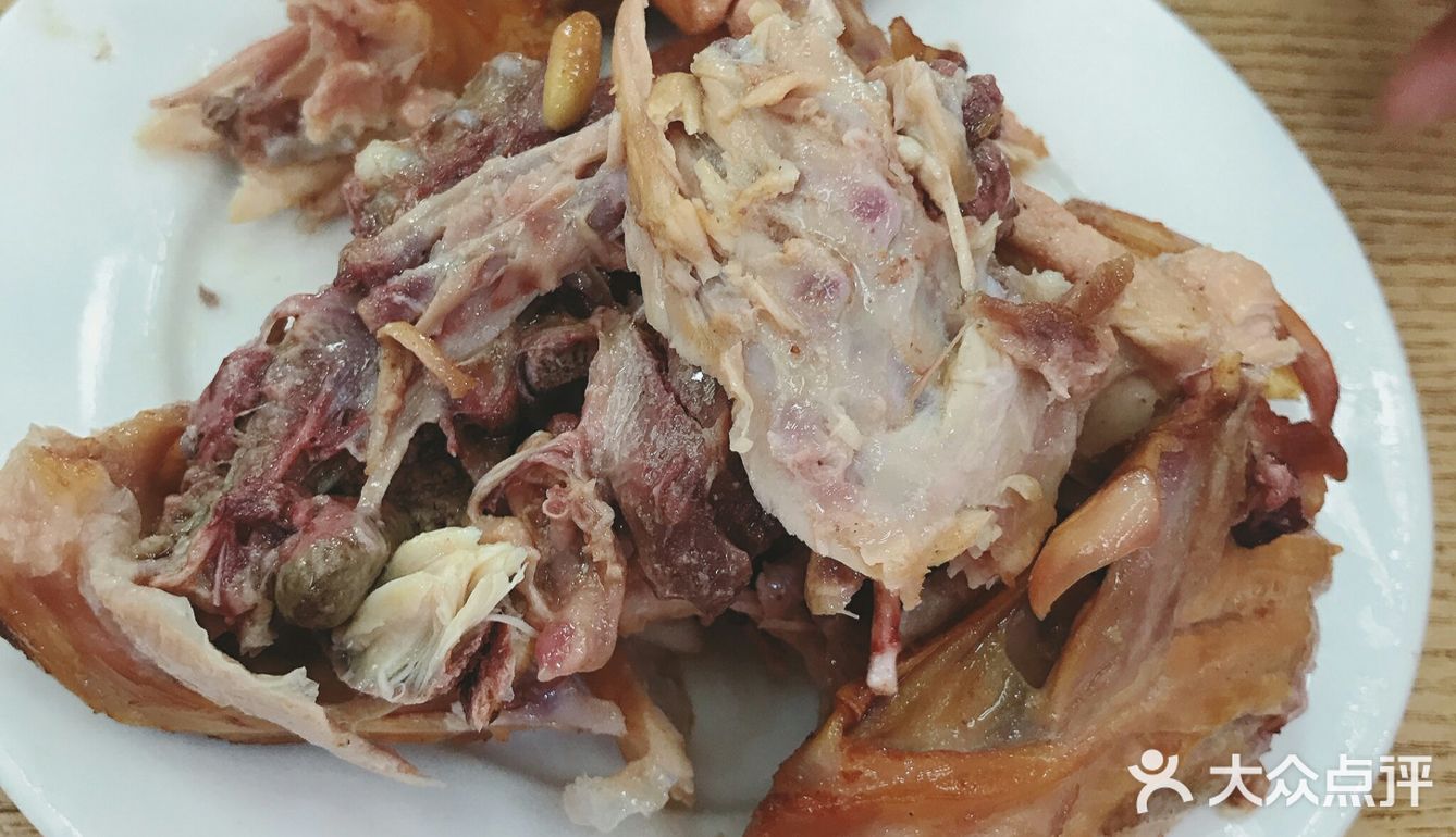 铁西一带的深夜食堂。  在沈阳，老四季，民宜