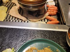 -臻牛烤肉