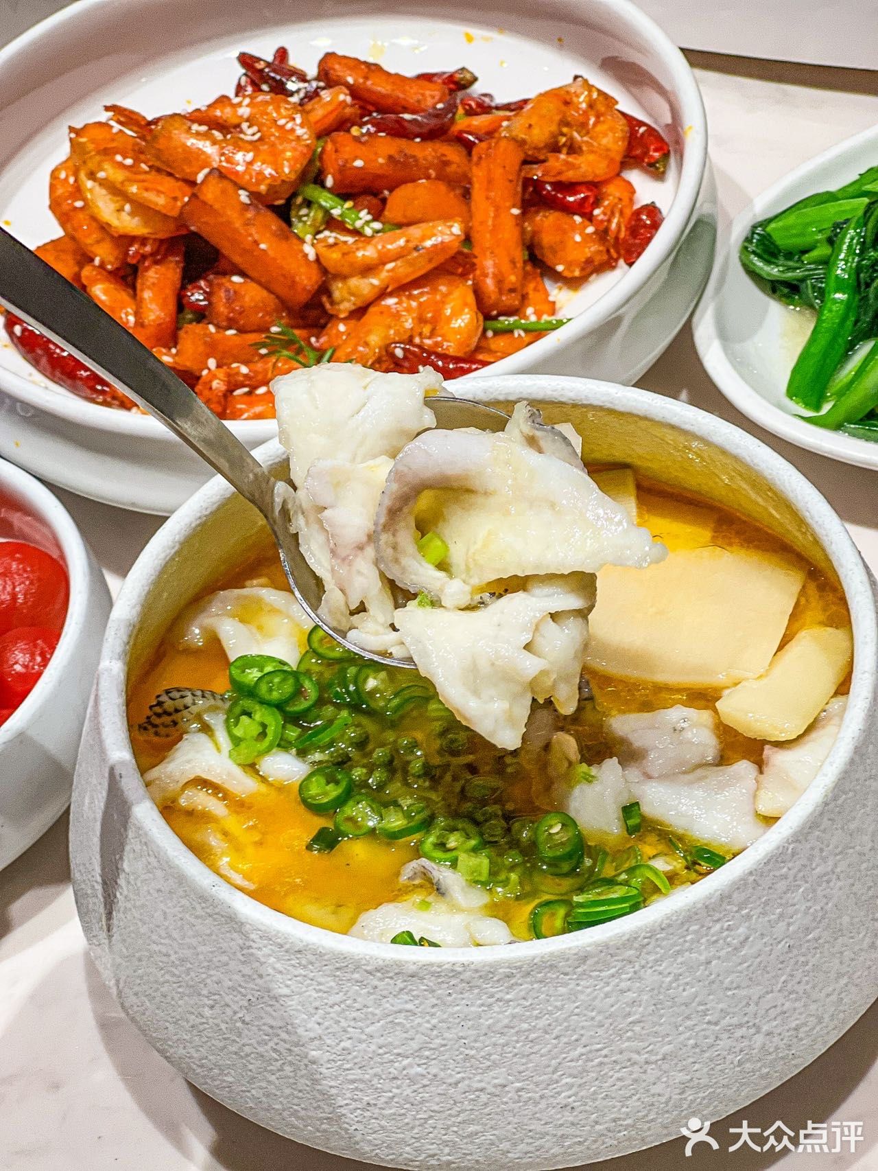 新年聚餐，就来吃米其林川菜餐厅