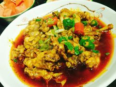 -巴四老城区炭火蛙锅(张江店)