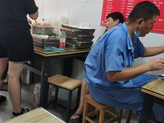 -胡记锅贴·沪上游子老鸭粉丝汤(太原路店)