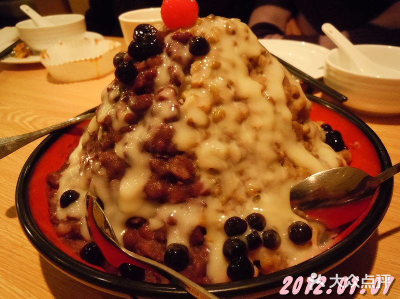 港东盛宴烧腊至尊鸳鸯冰山图片