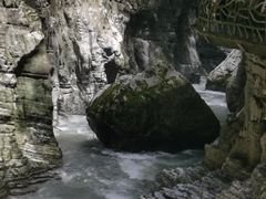 -蝶舞清江·恩施地心谷景区