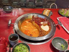 -谭鸭血老火锅·匠心(环球港旗舰店)
