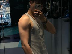 -威仕顿健身游泳(御锦城店)