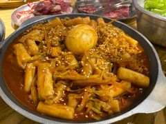 炒年糕-姜虎东白丁烤肉(恒隆广场店)