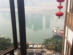 -屋顶顶城市·江景酒店-客房部