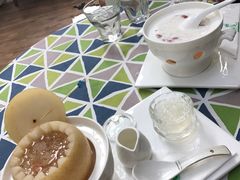 -燕庭·纯燕窝·甜品下午茶(南京西路店)