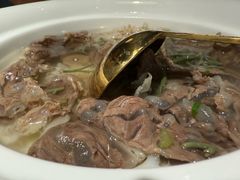 莼菜泉水牛肉-華府Deluxe(兴业太古汇店)