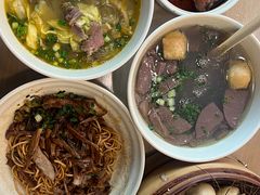 -佬钱湾仔(衣裳街店)