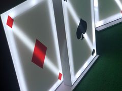 -爱丽丝冒险奇遇记