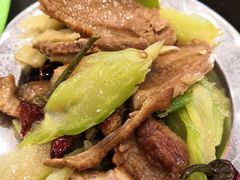 -华中科技大学东三学生食堂