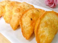 -裕新楼粉面馆·石磨手工粉(四方坪店)