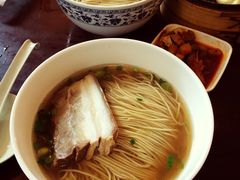 焖肉面-朱鸿兴面馆(镇湖店)