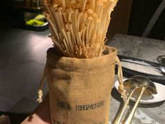 活体菌菇-麻路成都火锅(柏威年店)
