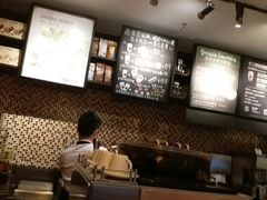 -星巴克(广州淘金路店)