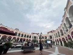 -佛罗伦萨小镇广佛名品奥特莱斯(疏港路店)