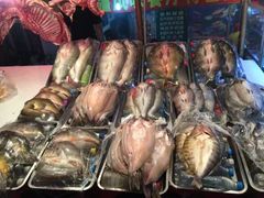 -新疆风味冷水鱼庄(友谊峰路店)