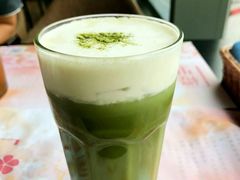 宇治抹茶拿铁-樱花里音乐餐吧·牛扒椰子鸡(东圃店)