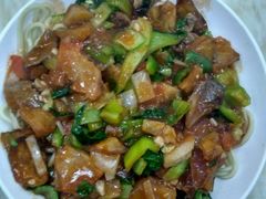 土豆牛肉盖浇面-伊品香中国兰州牛肉拉面(新源道店)