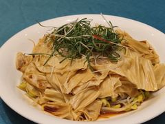 豆浆拼油条-君德澜酒家·创意粤菜(金山谷店)