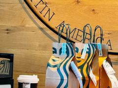 -星巴克臻选(宁波世纪东方广场店)