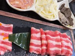 -百年川椒重庆老火锅(光谷店)