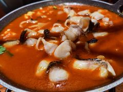 思茅酸汤鱼片-老滇山寨•云南特色菜•地方菜•民族风情歌舞表演(金碧店)