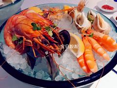 -广州塔卢特斯法国旋转餐厅