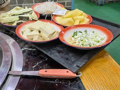 -边江铁锅炖鱼(振八街店)
