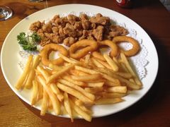 小食拼盘-JINNS锦时 steak&pizza(浸信会礼拜堂旧址店)