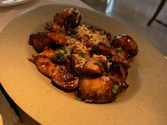 油醋炒鲜虾蘑菇-夏朵餐厅(丁香店)