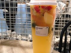 满杯水果绿妍-喜茶(佛山顺德大良东乐路店)