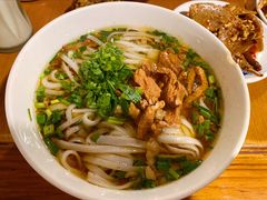 -矮子粉店1985·长沙米粉(湘春路店)