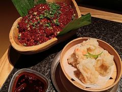 -三出山火锅(南京万象天地店)