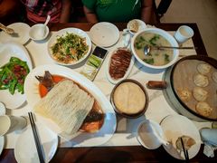 -梅利汴京烤鸭•开封豫菜地标店(东大街店)