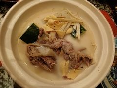 玉竹火瞳炖麻鸭-南京大牌档(凯德大峡谷店)