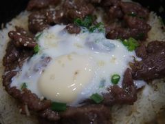 窝蛋牛肉煲仔饭-红星光发煲仔饭(大石街店)