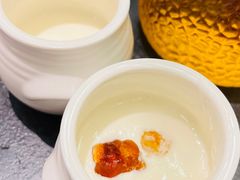 桃胶酸奶-小湘旺臭鳜鱼·新湘菜(马连道路店)
