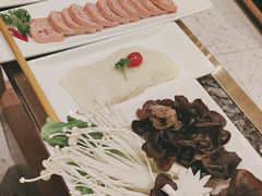 -一席地·本地鸡窝·杭帮鸡火锅(萧山银隆百货店)