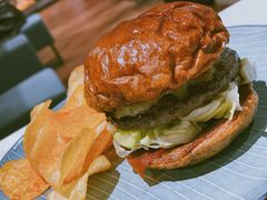 -潮一不贰·法式甜品·生日蛋糕·西式简餐(外滩店)