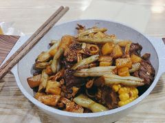 -内蒙焖面大盆骨餐馆(山大路店)