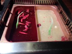 -老牌坊云南鱼豆花火锅(嵩山店)