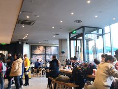 大堂-星巴克臻选(郑州中原万达店)