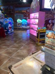 -卡通尼乐园(龙湖六合天街店)