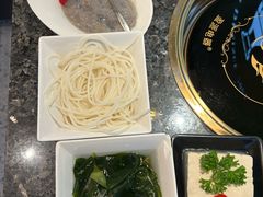 -一席地·本地鸡窝·杭帮鸡火锅(萧山银隆百货店)