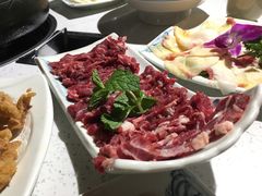 -贵府酸汤牛肉火锅·贵州老字号(飞山街店)