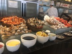 -圣丰索菲特·2 On 988 Café 自助餐厅